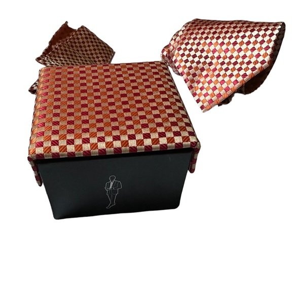 Aurelio Valentino Italy Tie, Cufflinks, Handkerchief men’s Accessory Set - Picture 7 of 8